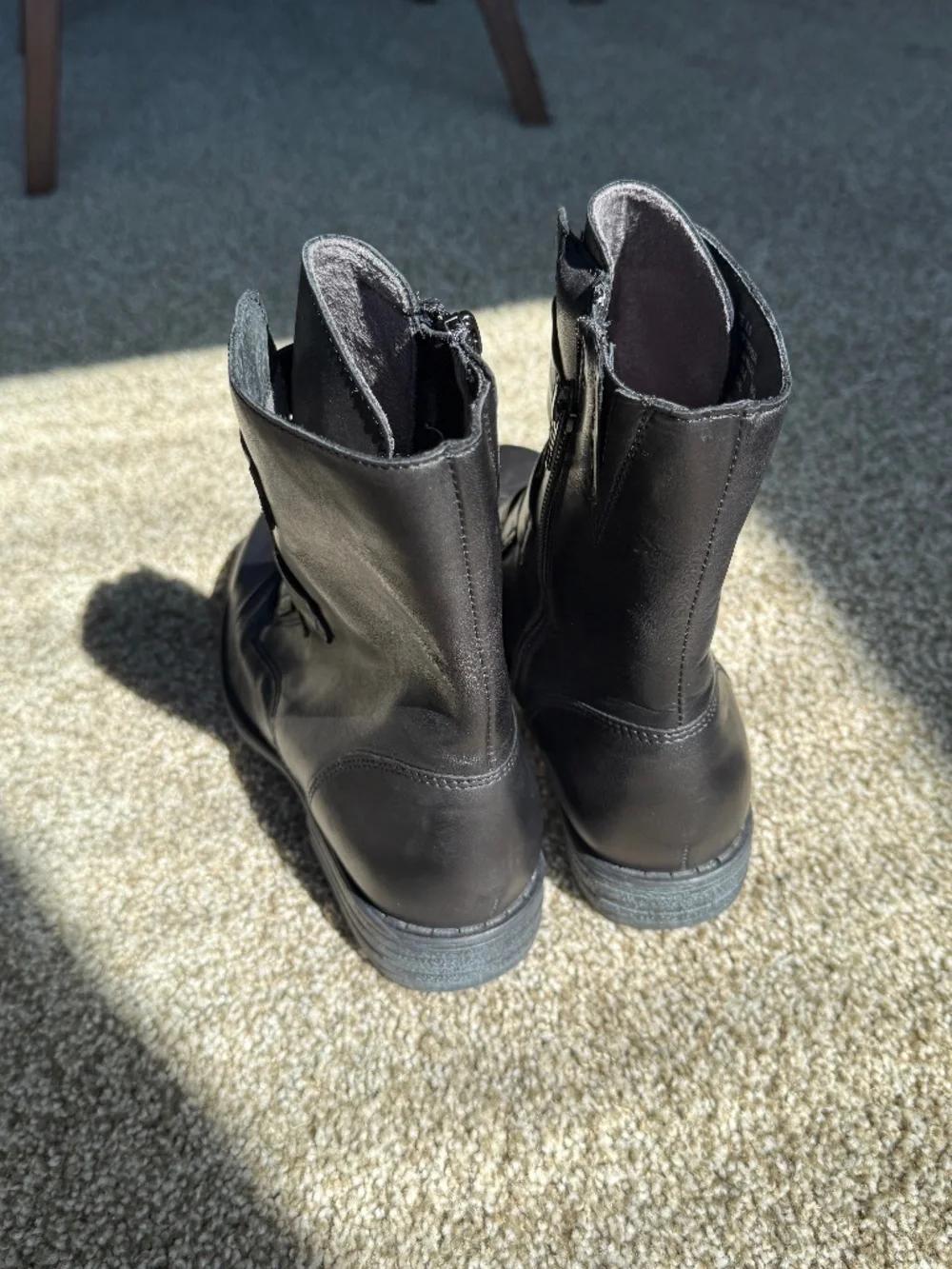 Miz Mooz Leighton mid-calf boot (Women's 6.5, black)